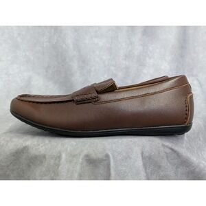 Vance Yates Penny Loafer Men 8